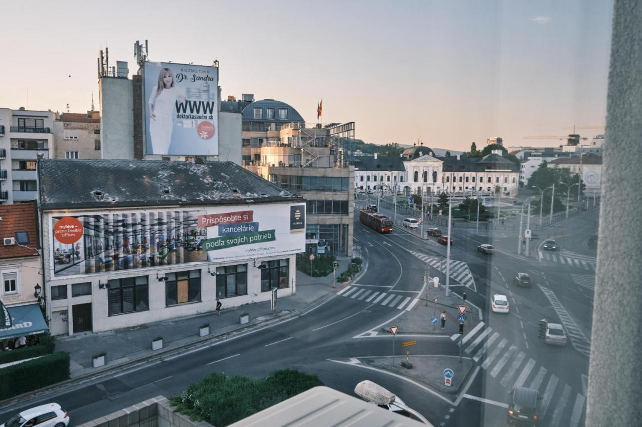 New Opposite To Presidential Palace Apartment Pressburg